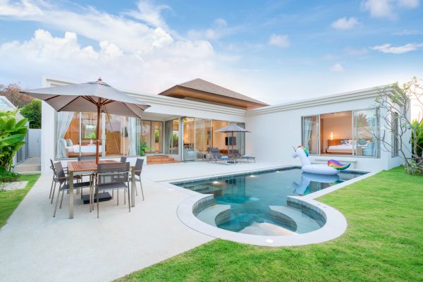 Pool Deck Pouring in Kent